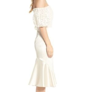 Gal Meets Glam Dresses - NWT - Gal Meets Glam - Off-the-Shoulder Dress Gal Meets Glam Dresses - NWT - Gal Meets Glam - Off-the-Shoulder Dress